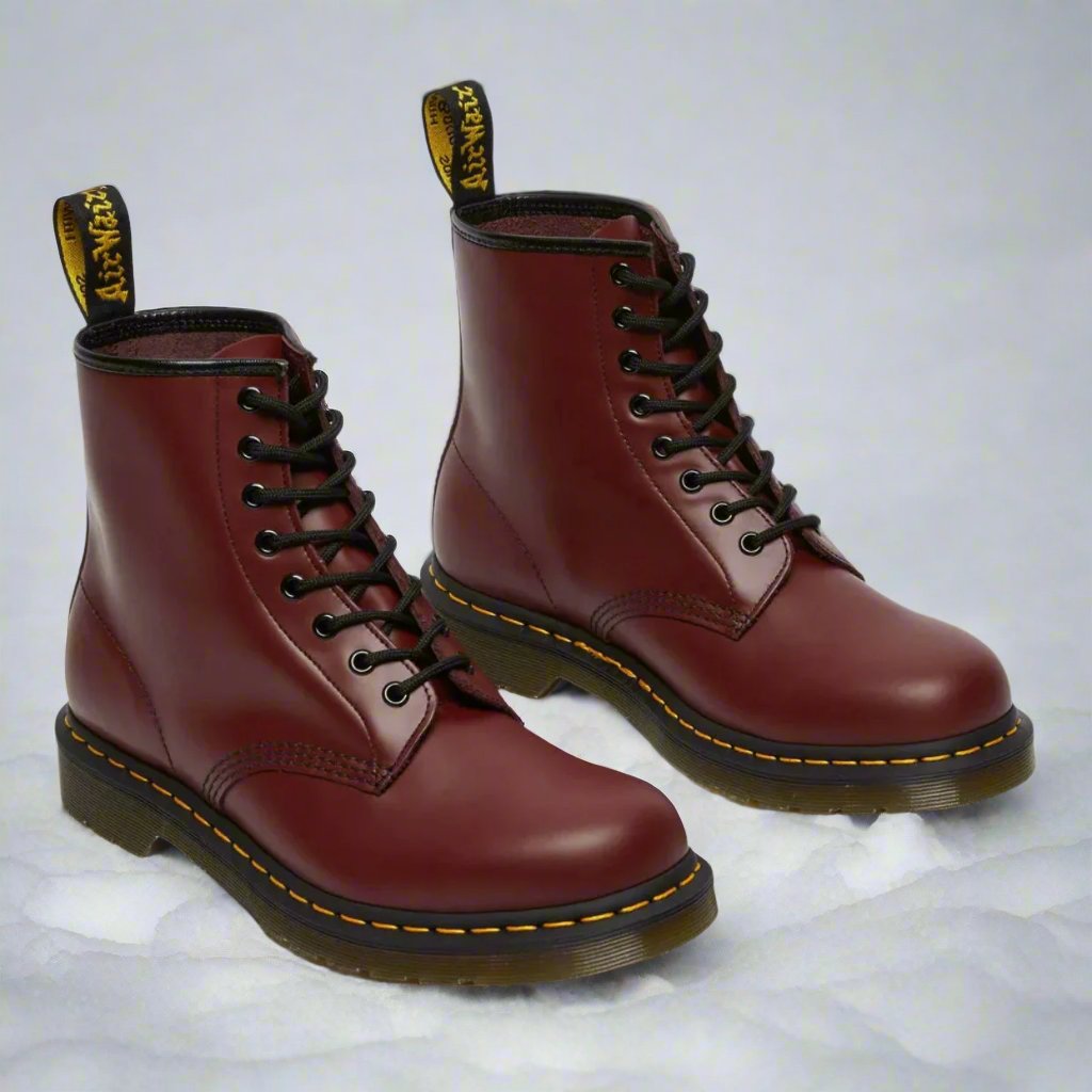 Martens™ | Eleganckie i klasyczne buty trekkingowe